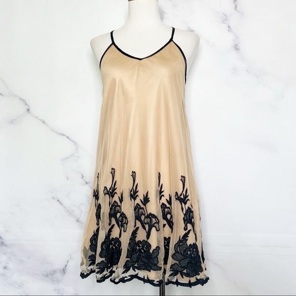 NBD Floral Embroidered Mesh Overlay Sleeveless Dress